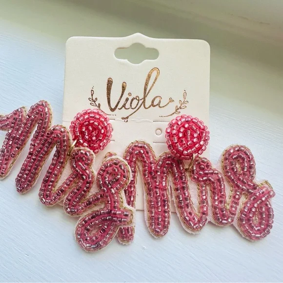 Mrs. Beaded Earrings NWT - Picture 5 of 11